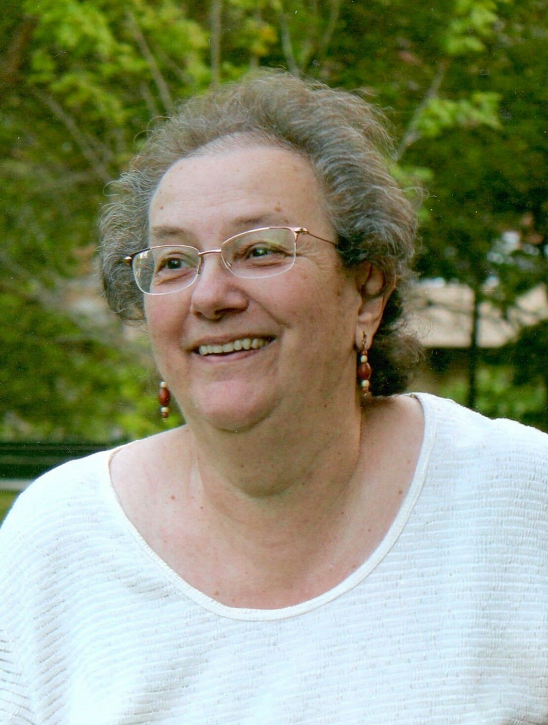 Sue  Theriault,